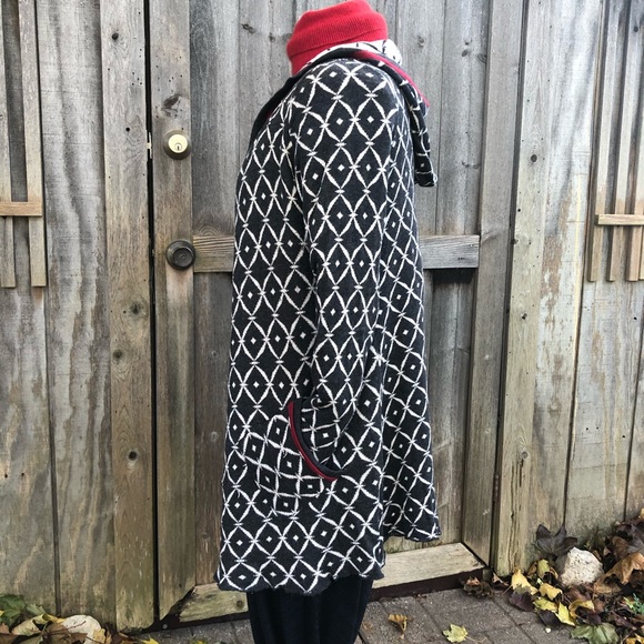 Belldini Sweater - Picture 16 of 16